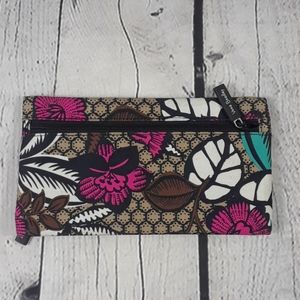 Vera Bradley make up bag